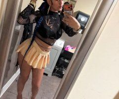 BUBBLES — 5'7 hazel eyes, smooth soft skin (Inland Empire) - Image 6