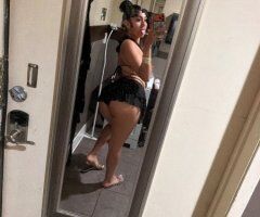 BUBBLES — 5'7 hazel eyes, smooth soft skin (Inland Empire) - Image 7