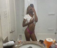 Petite bubble booty sweet treat — incalls, overnights, and outcalls - Image 2