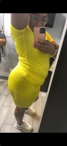 Chicago Female Escort — Safe, Clean Outcall Services - 1