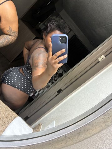 Washington D.C. Slim-Thick Tatted Female Escort — Incalls, Outcalls & Multi-Hour Booking - 1