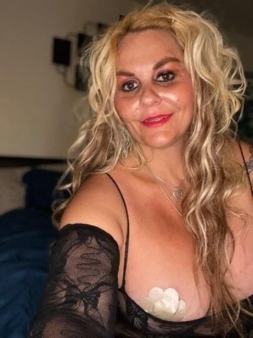 Blonde GFE Companion (Fetish-Friendly) — Charleston SC - 1