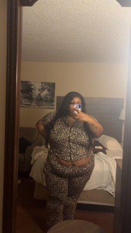 North Jersey In-Call Ebony Escort — Verification, FaceTime, and Increments - 1