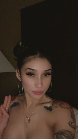 Salt Lake City Female Escort — Olive complexion, soft skin, brown eyes - 1