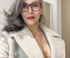 Charleston, SC 41-Year-Old Hot Mom Female Escort — In-Call & Out-Call Full Service - Image 2