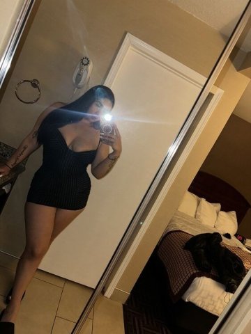 Portland Latina Female Escort — Upscale Busty Date Nights (Pre-Booked) - 1