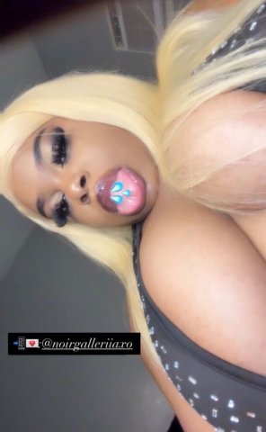 Lady Noir — sexy pleasure with baby come relax (Palmdale/Lancaster) - 1