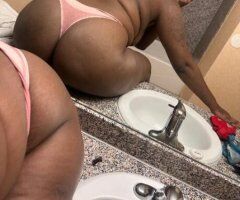 Houston escorts - Tight wet squirter — 24, tall & pretty (Houston)