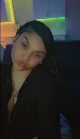 Selena in Brooklyn — OnlyFans movie + Freaky FaceTime - 1