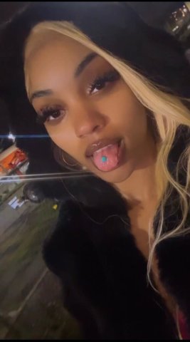 Detroit MI Female Escort — In-call, outcall, and cardate - 1