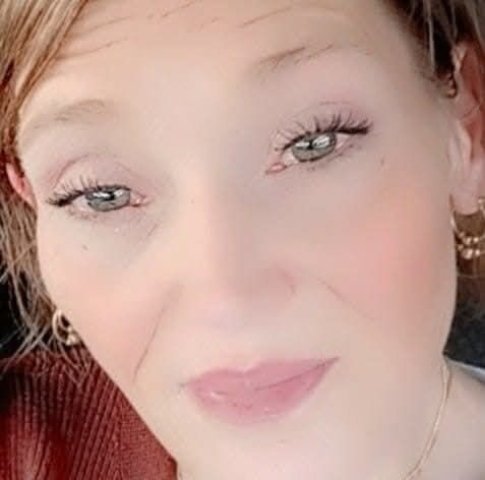 Denver Head Dr 55 Escort — 5'3 Blonde with Green Eyes - 1