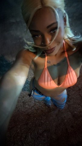 Wichita Kansas Horny Curvy Escort — Incall/Outcall + Car Fun - 1