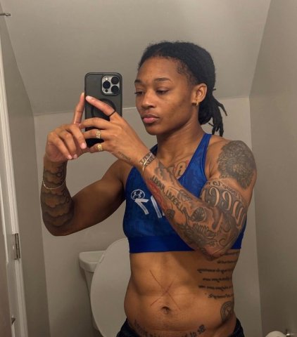 Milwaukee Female Escort — Bi woman + custom video/FaceTime - 1