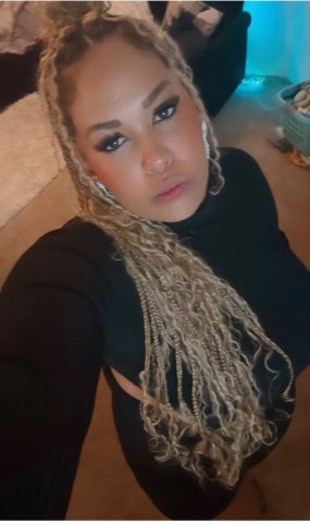 Discreet Female Escort in Phoenix — Adult Services - 1