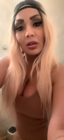 Portland Late-Night Incall — 100 Roses Special - 1