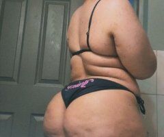 Milwaukee escorts - Milwaukee Southside Incall Female Escort — QV + 30 Min / Hour Options