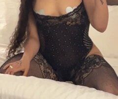 Buffalo escorts - Buffalo Female Escort — Bj Cardate Specials () & FaceTime Verification