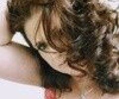 Boise, Idaho Female Escort — Wine-and-Behind-Closed-Doors Relaxation - Image 8