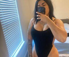 Milwaukee WI Female Escort — natural - Image 3