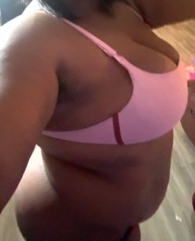Central Jersey Female Escort — 420 & Fetish Friendly - 1