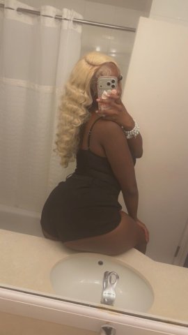 Chocolate Drop - Brooklyn Female Escort (Feet Pics) - 1