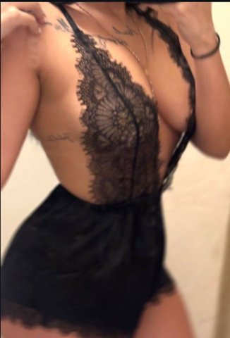 Latina Female Escort in Fort Myers, FL — GFE + BBBJ + more - 1