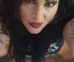Denver escorts - Denver, CO Fun MILF & BBJ with Besty (Couples/Tag Teams)