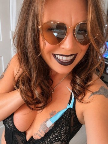 Muscle Shoals Escort — Tuesdays & Thursdays Availability - 1