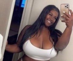 Fort Worth escorts - Mobile Bang Bus Pickup in Fort Worth (Deposit Required)