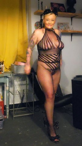 Cincinnati Dommy Mommy for FemDom Roleplay & Milking Table - 1