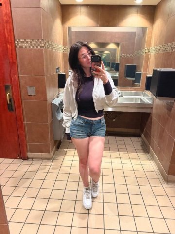 Nashville Independent Female Escort — Sweet & sensual brunette (in/outcall) - 1