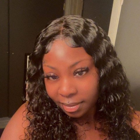 Fayetteville Female Escort — Slim Thick, Conversational Adult Companion - 1