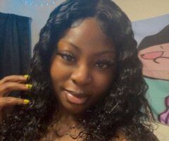 Fayetteville Female Escort — Slim Thick, Conversational Adult Companion - Image 2