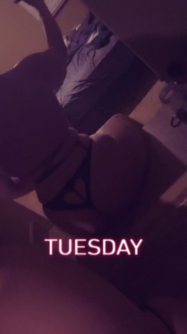 Oklahoma City Female Escort — Wet & Tight Experience - 1