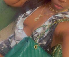 Wet Tight Grip — Independent Outcall Car Escort (Chocolate, 28) - Image 2