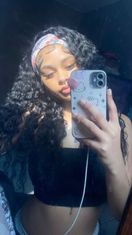 Queens, New York Escort — 5'5" Queen, Outcalls & Incalls - 1