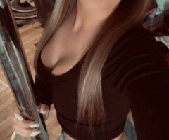 Nikki in Ann Arbor for petite sexy classy escort (appointments only) - Image 5
