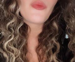 Nikki in Ann Arbor for petite sexy classy escort (appointments only) - Image 6