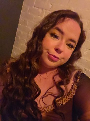 Manhattan Female Escort — Outcall or Car Dates Only - 1