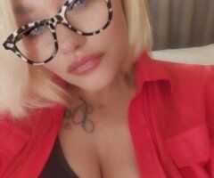 Reno Female Escort — Relaxed Getaway with Conversation - Image 2