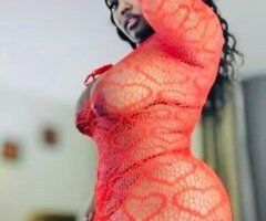 Milwaukee Female Escort — Incalls & Outcalls (Deposit Required) - Image 2