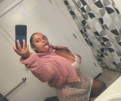 Tucson AZ Incalls & Carplay — $100 QV Room Special, Throat Focus - Image 2