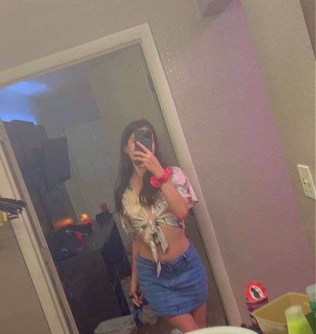 Washington D.C. Dating, 22 — Meet-Up Content Included - 1