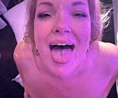 Iowa City escorts - 42-Year-Old Female Escort in Iowa City — Incall, Outcall & Car Fun