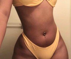 Visiting Female Escort in Athens, GA — Men Only (Clean Hygiene) - Image 3