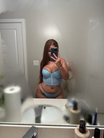 Manhattan Outcall Female Escort — weekend video call via FaceTime - 1