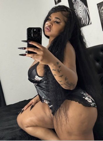 Delores Luxury Party Girl — Incall/Outcall + Videocall Sex (Deposit Required) - 1