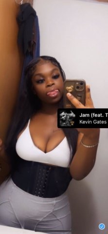 Raleigh-Durham Female Escort — 5'7 Thick Darkskin - 1