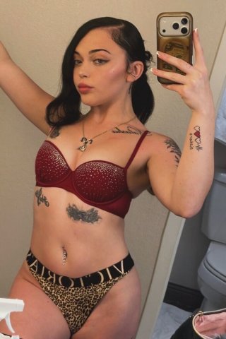 Petite & discreet escort — Tallahassee FL (incall, outcall with deposit, fetish-friendly) - 1