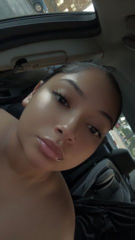 Wynter’s refined female escort for Sioux Falls social events - 1